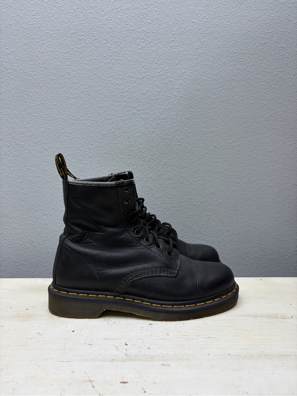 Dr. Martens Black Leather Pascal Lace Up Boots Size 7 - Picture 3 of 8